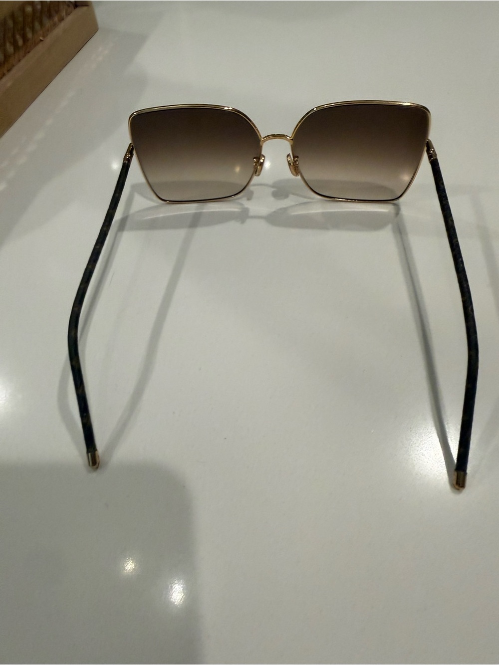 Louis Vuitton Women's Square Sunglasses in Gold and Brown like new $675 retail - Picture 6 of 9